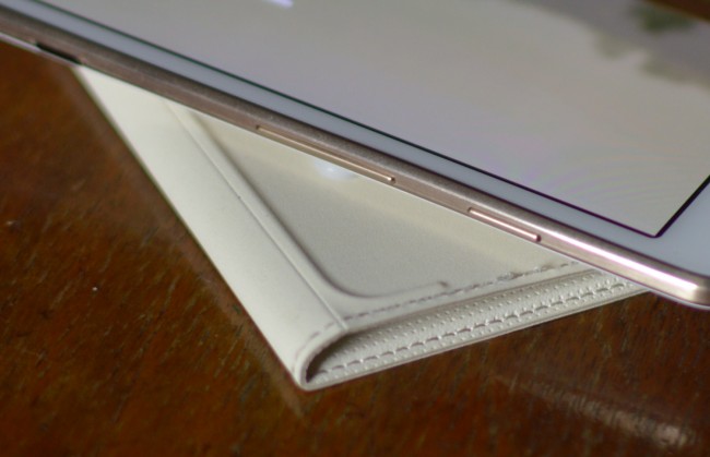 samsung galaxy tab s 8.4 015 class="wp-image-218734" 