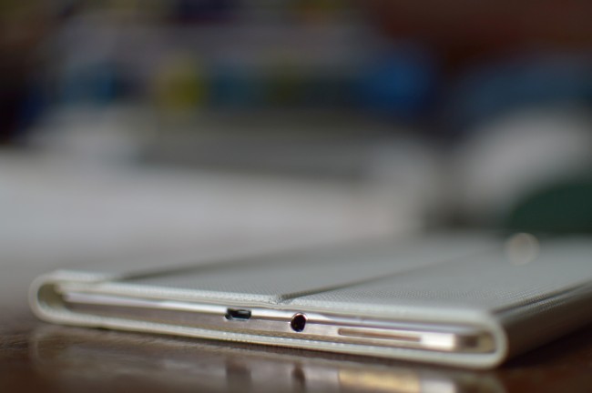 samsung galaxy tab s 8.4 019 class="wp-image-218743" 