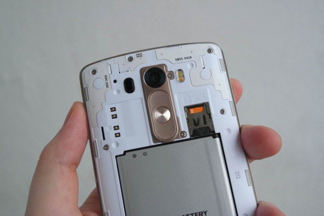 SAMSUNG CSC class="wp-image-234857" 
