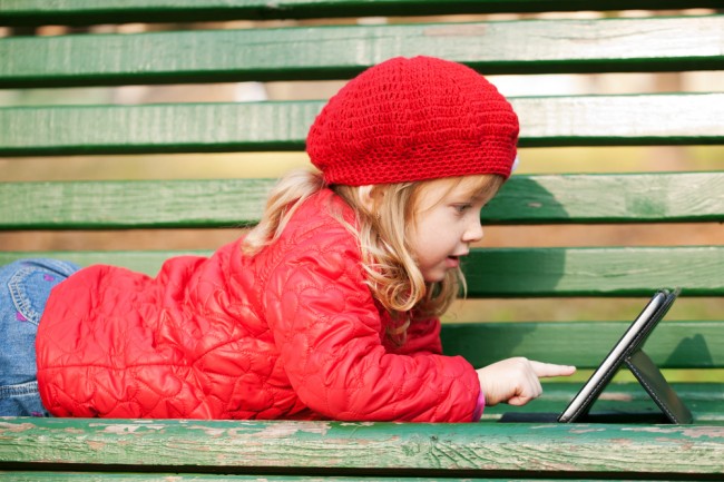 dziecko a tablet