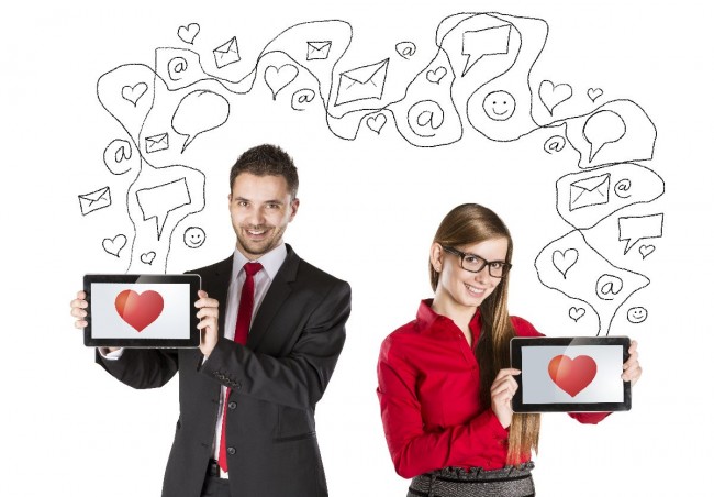 milosc-tablety-para-internet class="wp-image-250890" 