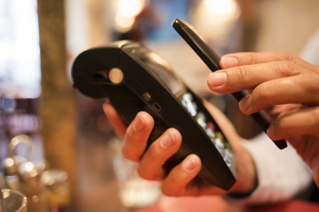 nfc-platnosci-mobilne-smartfon2 