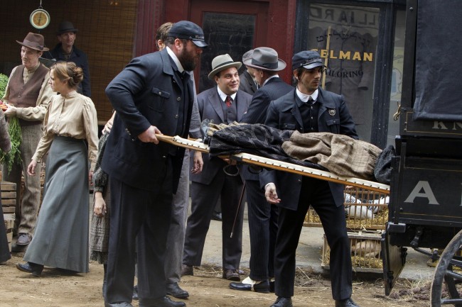 la_ca_0729_the_knick