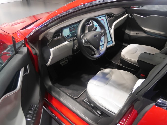 TESLA_IFA2