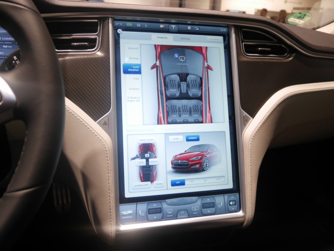 TESLA_IFA3