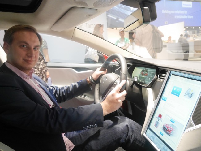 TESLA_IFA5