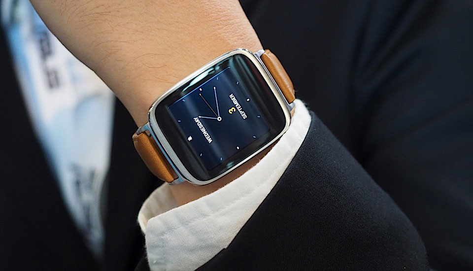 asus zenwatch class="wp-image-245192" 