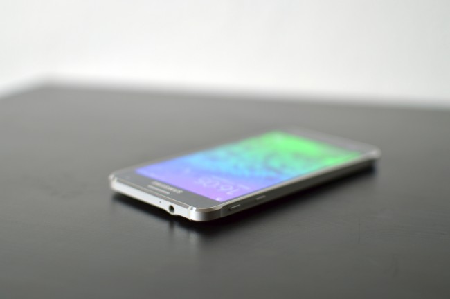 Samsung Galaxy Alpha 020