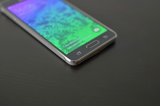 Samsung Galaxy Alpha 022
