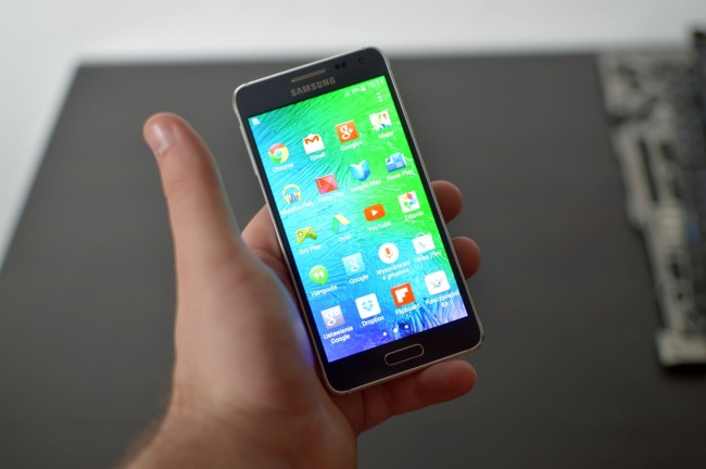 Samsung Galaxy Alpha 033