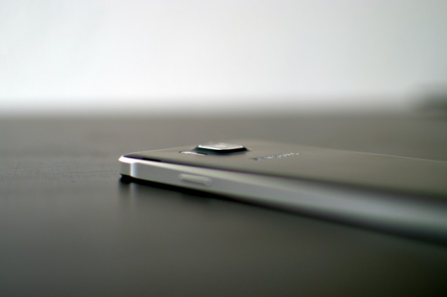 Samsung Galaxy Alpha 034
