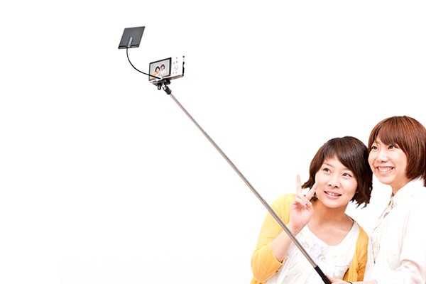 Zuckerberg_selfie_stick_kogan class="wp-image-298046" 