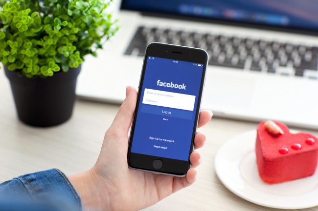 facebook smartfon