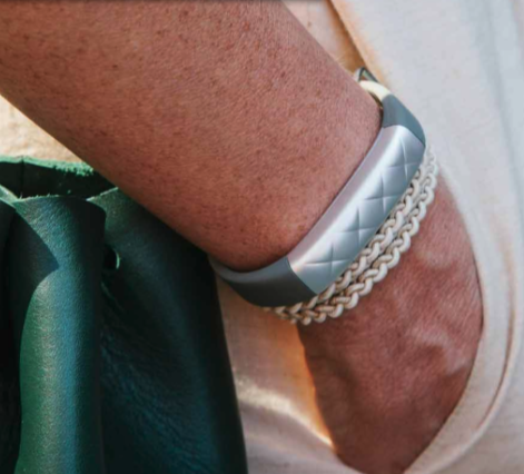 jawbone up3 2 class="wp-image-279704" 