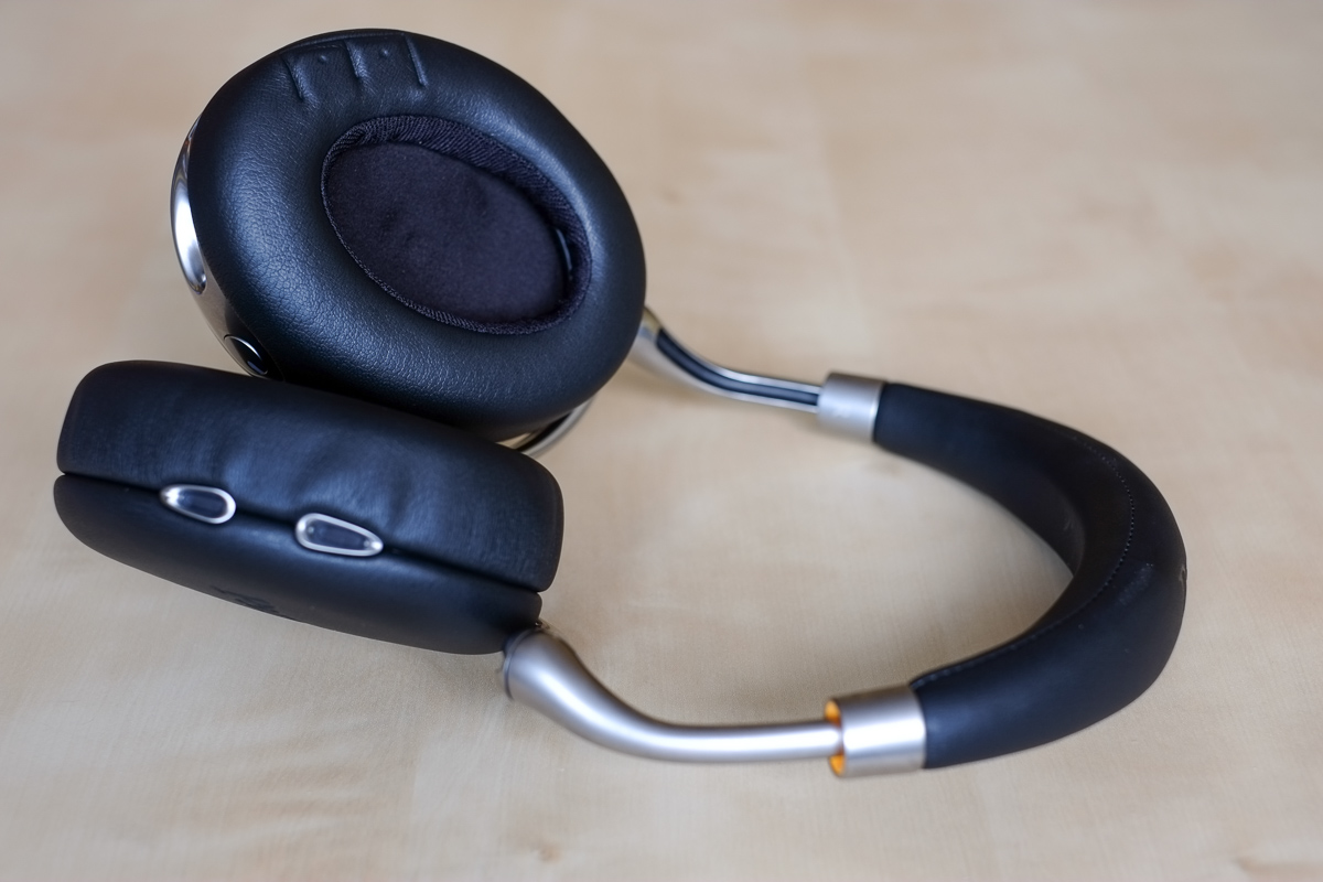 Parrot-Zik-2-10 class="wp-image-302344" 