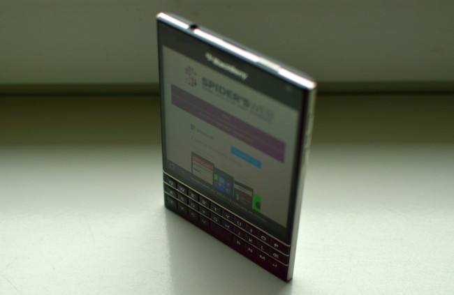 blackberry passport 008
