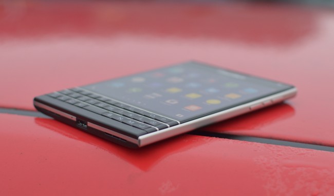 blackberry passport 012