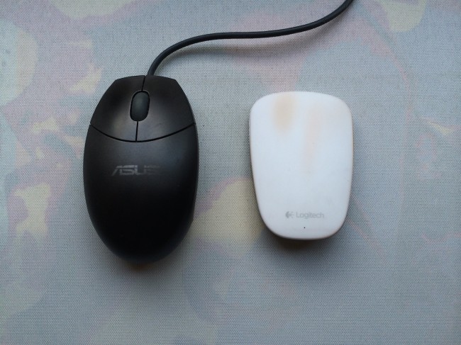 logitech-ultrathin-touch-mouse-t631-8 class="wp-image-311117" 