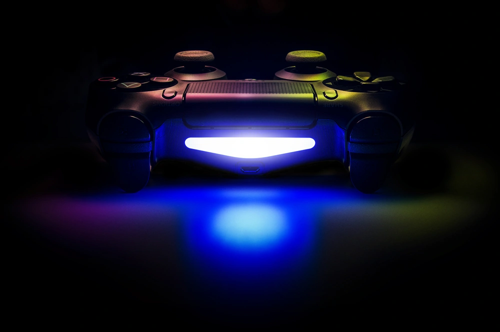 Świętujemy 20-lecie marki PlayStation! Mamy dla was zestaw PlayStation 4 w wersji „20th Anniversary” &#8211; konkurs Spider&#8217;s Web