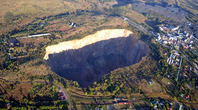 South_Africa-Cullinan_Premier_Mine02 class="wp-image-320490" 
