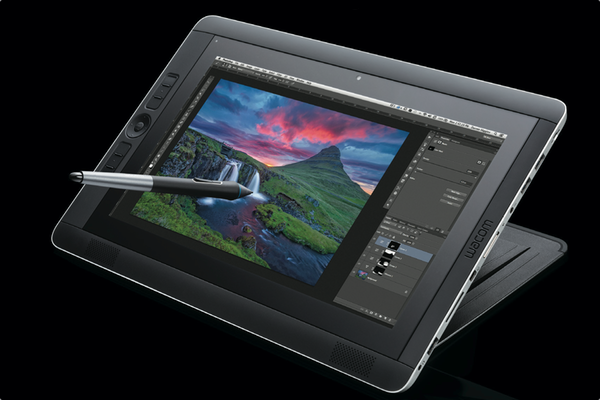 cintiq-companion-2-sam-merkel class="wp-image-324418" 