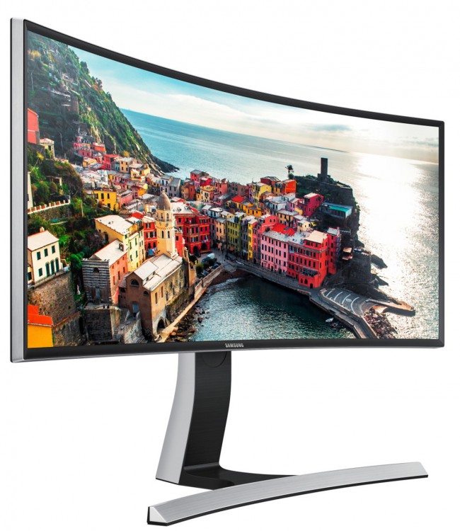 samsung-curved-monitor class="wp-image-328942" 