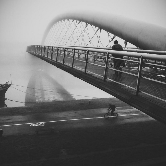 Crosswise, fot. _ukasz Gurbiel. Wyrozni enie w kategorii STREET PHOTOGRAPHY