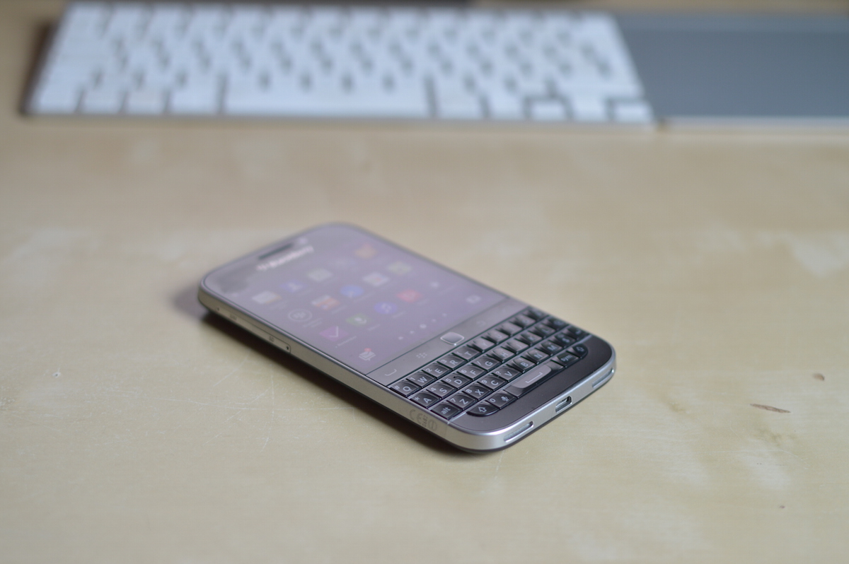 blackberrry classic 15 class="wp-image-345962" 