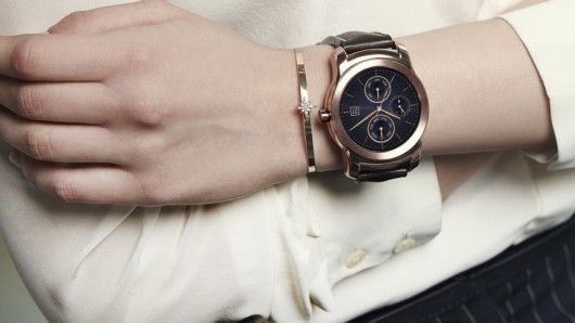 lg-watch-urbane-2 class="wp-image-341669" 