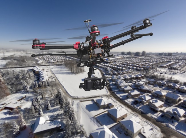 shutterstock_drone_zima 