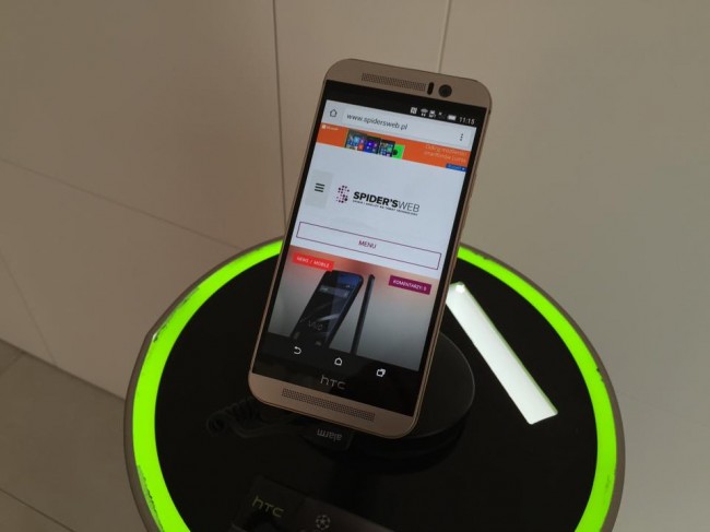 htc-one-m9-premiera (3) class="wp-image-353024" 