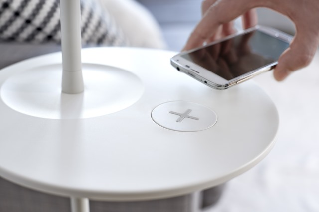 ikea_wireless_charging_qi class="wp-image-348050" 