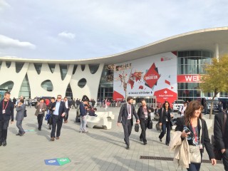 Nawigacja w budynkach i masa przydatnych informacji, czyli oficjalna aplikacja targów MWC