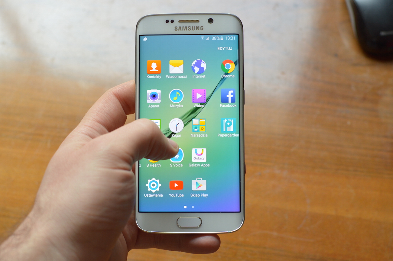 samsung galaxy s6 edge 30 class="wp-image-359041" 