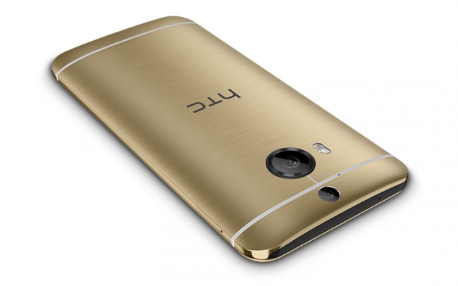 HTC_One_M9+_PerBack_Gold class="wp-image-363780" 