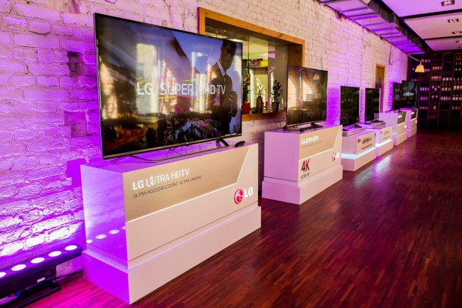 LG_11 class="wp-image-369623" 