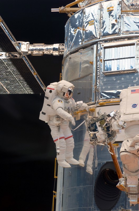 Ostatnia misja do Hubble class="wp-image-371101" 