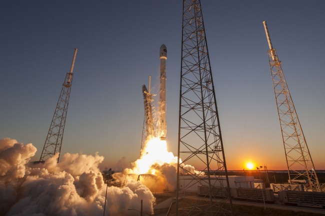 SpaceX-04 