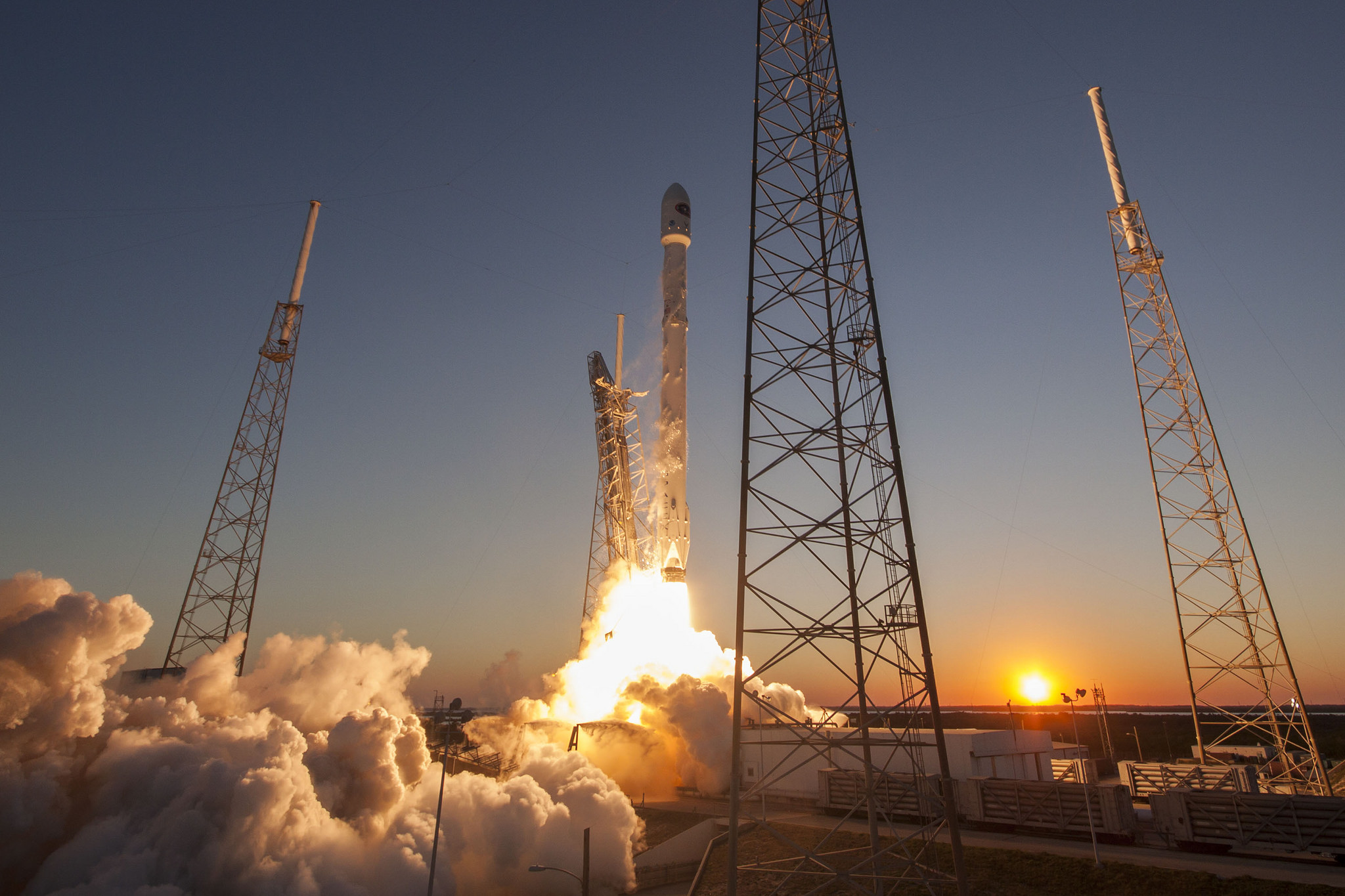 SpaceX-04 class="wp-image-362097" 