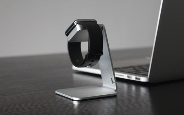 apple-watch-dock-2 class="wp-image-363329" 