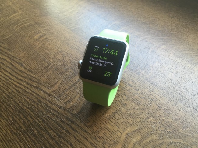 apple-watch-sport-38-mm-11 class="wp-image-372065" 