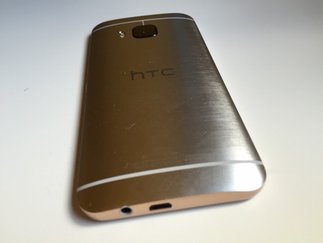 htc-one-m9-12 class="wp-image-371008" 