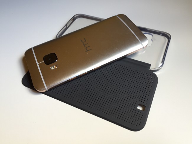 htc-one-m9-15 class="wp-image-371010" 