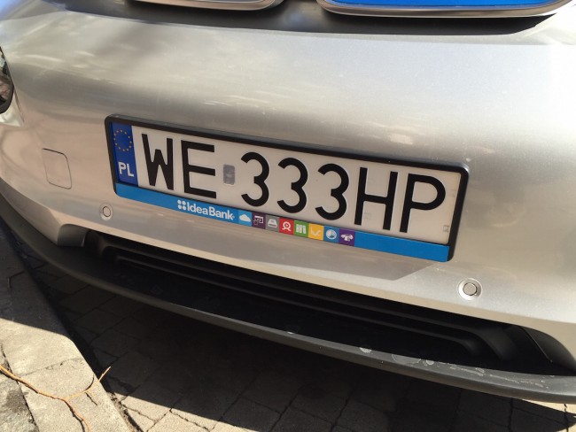 idea-bank-mobilny-wplatomat-2 class="wp-image-365463" 