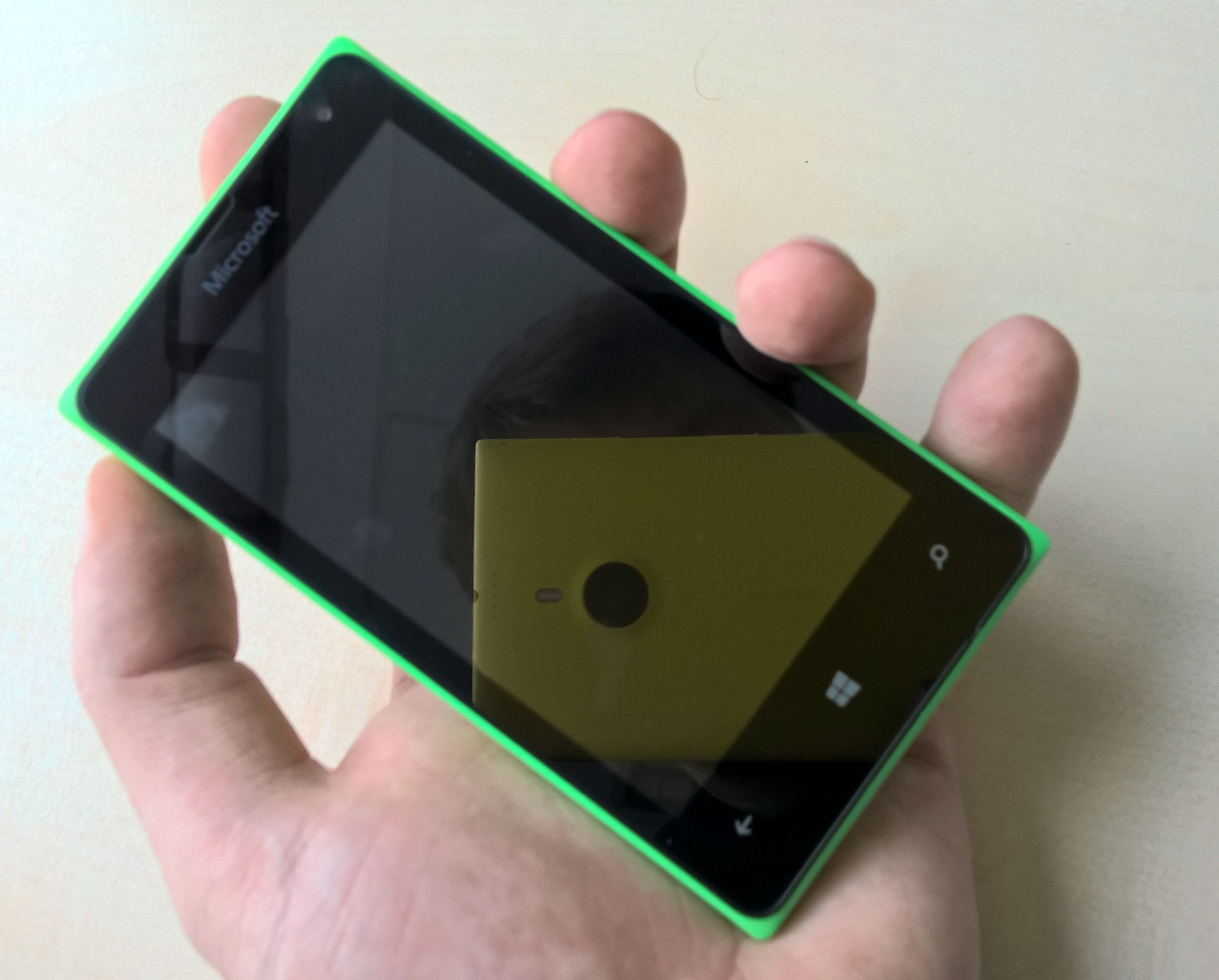 lumia-435--7 class="wp-image-371847" 