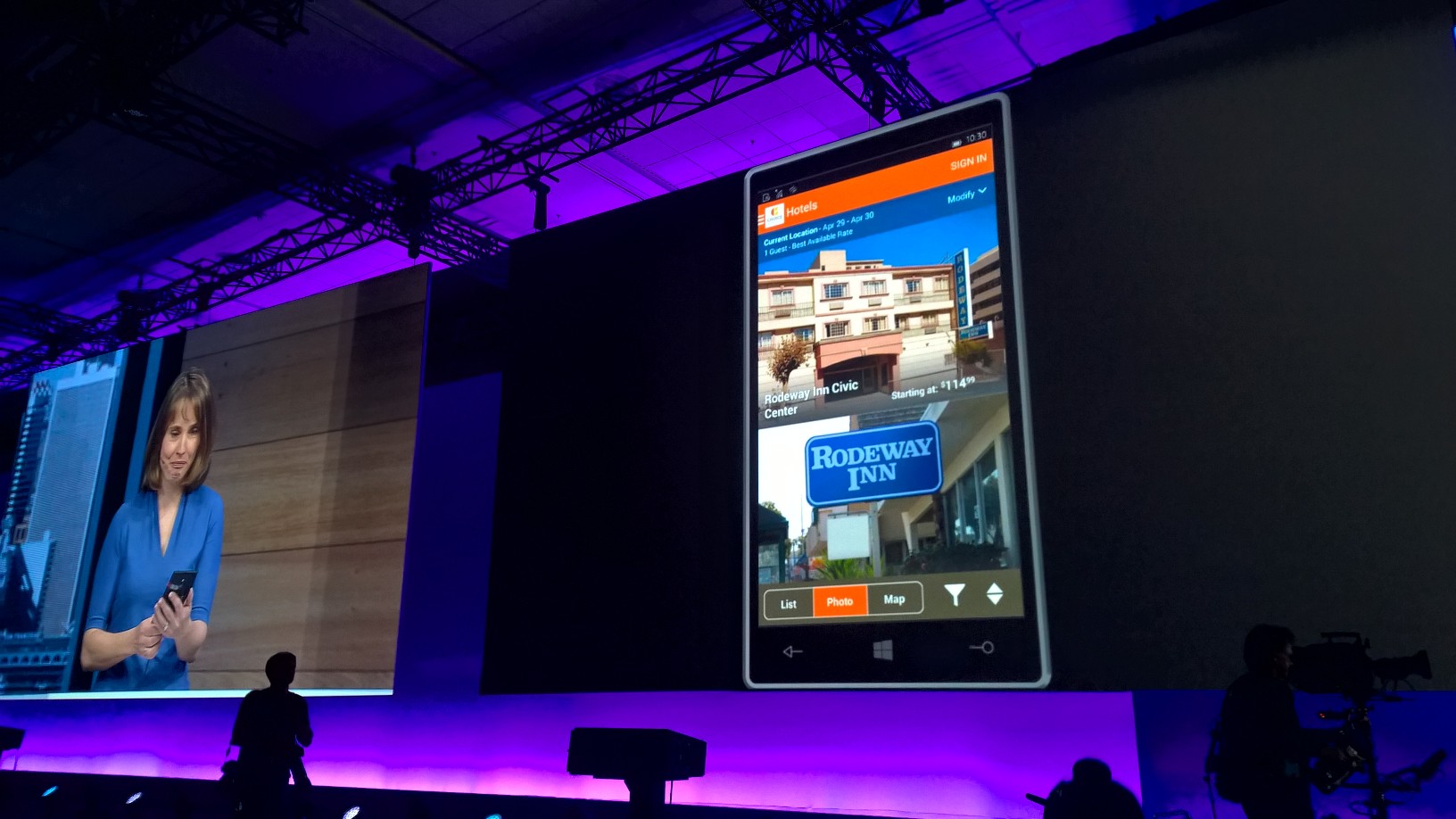 microsoft-build-2015 (2) class="wp-image-373297" 