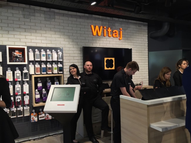 orange-smart-brand-store-7 