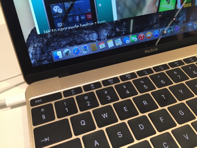 macbook-retina-12-16 class="wp-image-374846"