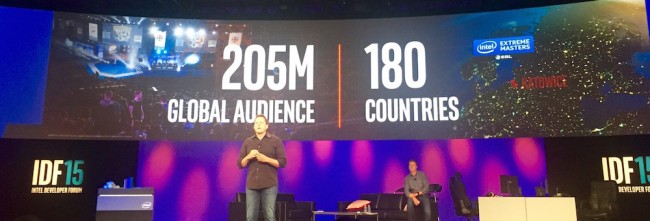 Intel IDF 2015, gaming, 3 