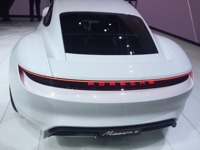 Porsche Mission E data premiery class="wp-image-419321" 
